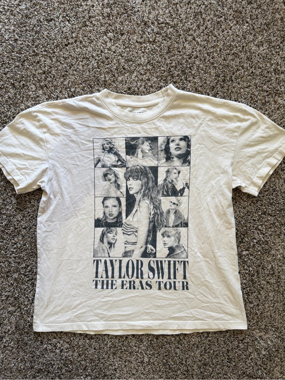 Taylor Swift White Tour Logo Tee - Black Print